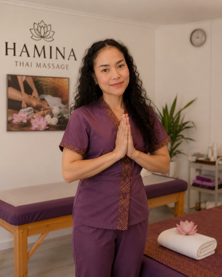 Terapeut hos Hamina Thai Massage byder velkommen